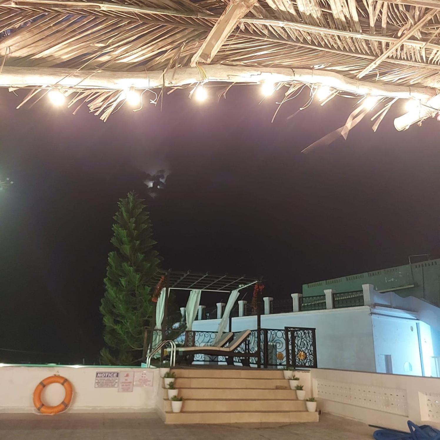 Brighton Villa Gopālpur Kültér fotó